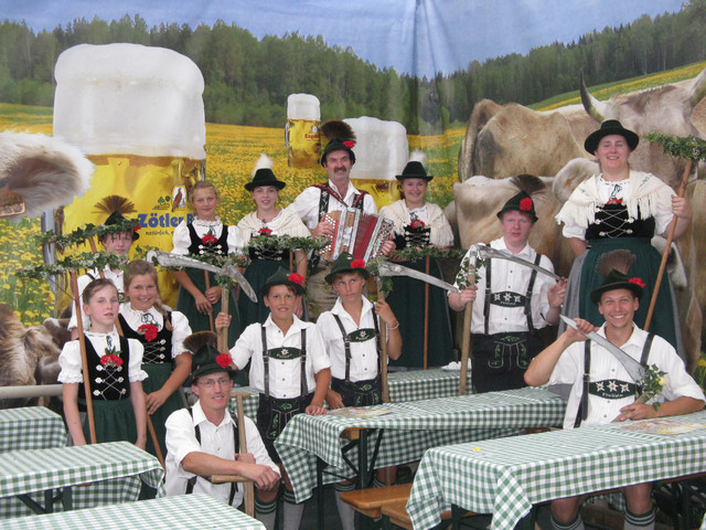 Gruppenbild auf der Allgäuer Festwoche 2013