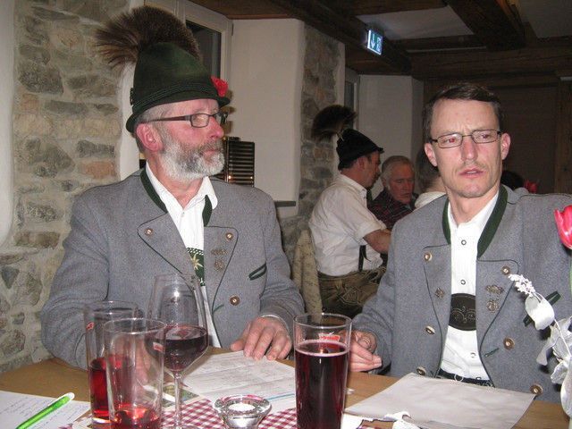 im Gespräch: 1. Vorstand Anton Albrecht und 1. Vorplattler Peter Waldburger